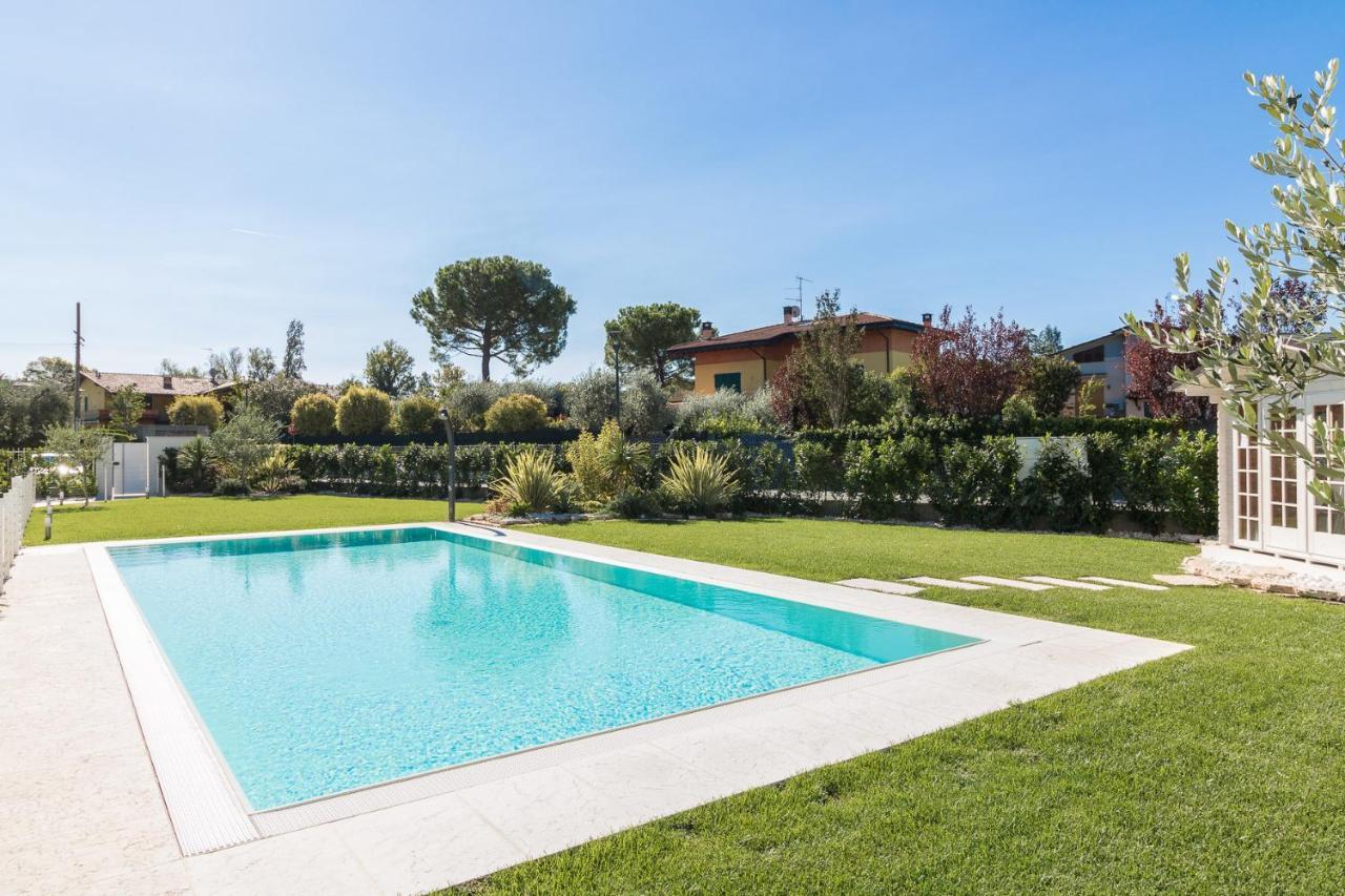 Villa Meri Manerba del Garda Exteriér fotografie